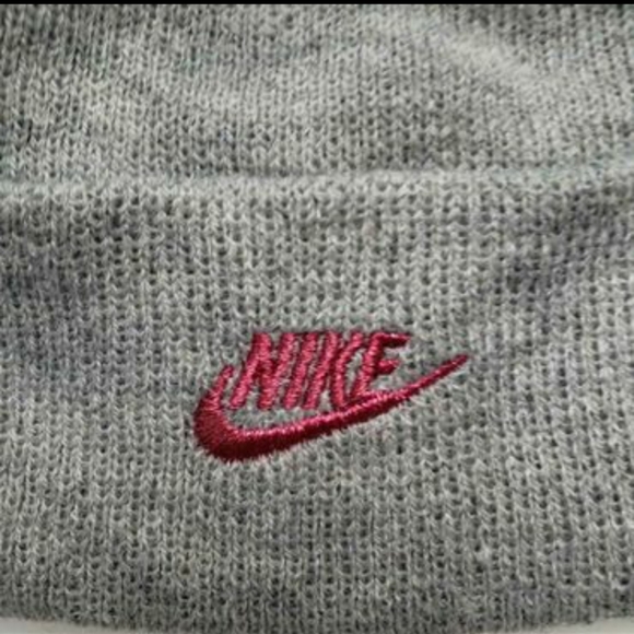 Nike NWT Toddler Girls Hat & Mitts Set - 0/S - Picture 5 of 7